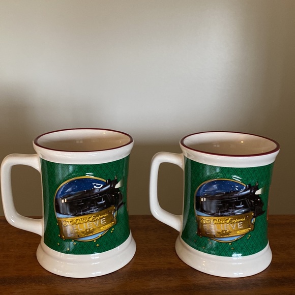 Polar Express Mugs 14 Oz Exc Shape DW & MW Safe Unused - Picture 3 of 13